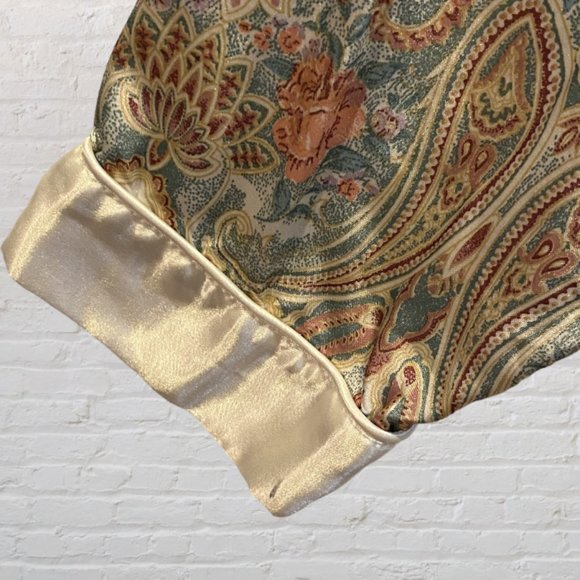 VINTAGE NICOLE CLASSICS -- Satin-Feel Pajama Top, Front Closure, Lined - Picture 10 of 15